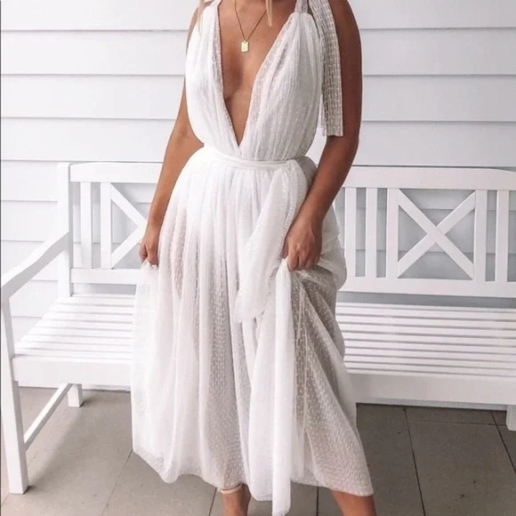 Her Empire Bella White Sheer Dress NWT - M - Picture 4 of 9